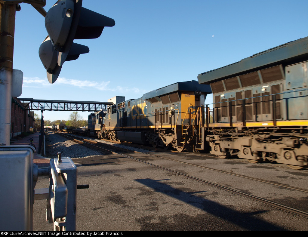 CSX 892